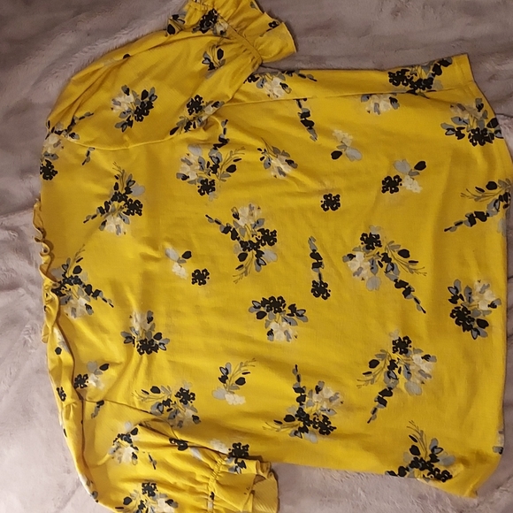 Melloday Blouse - Picture 7 of 7